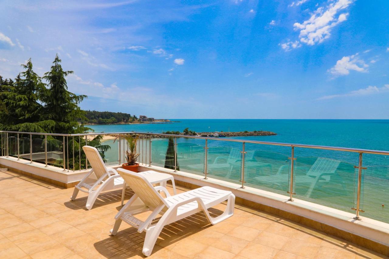Petrov Family Hotel Nesebar Exterior foto